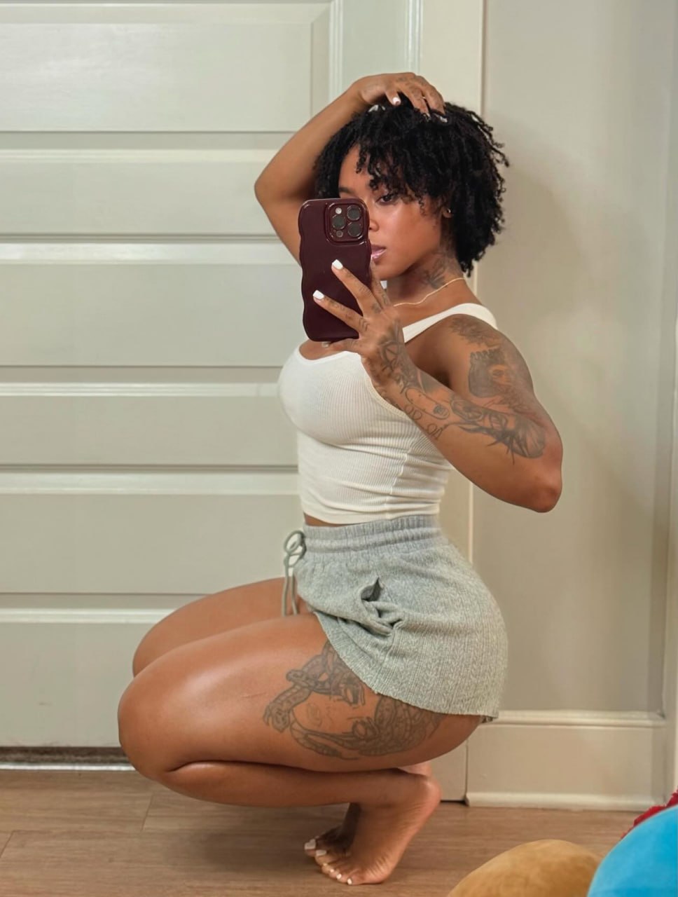 Therealbombshelmint latest onlyfans sextape