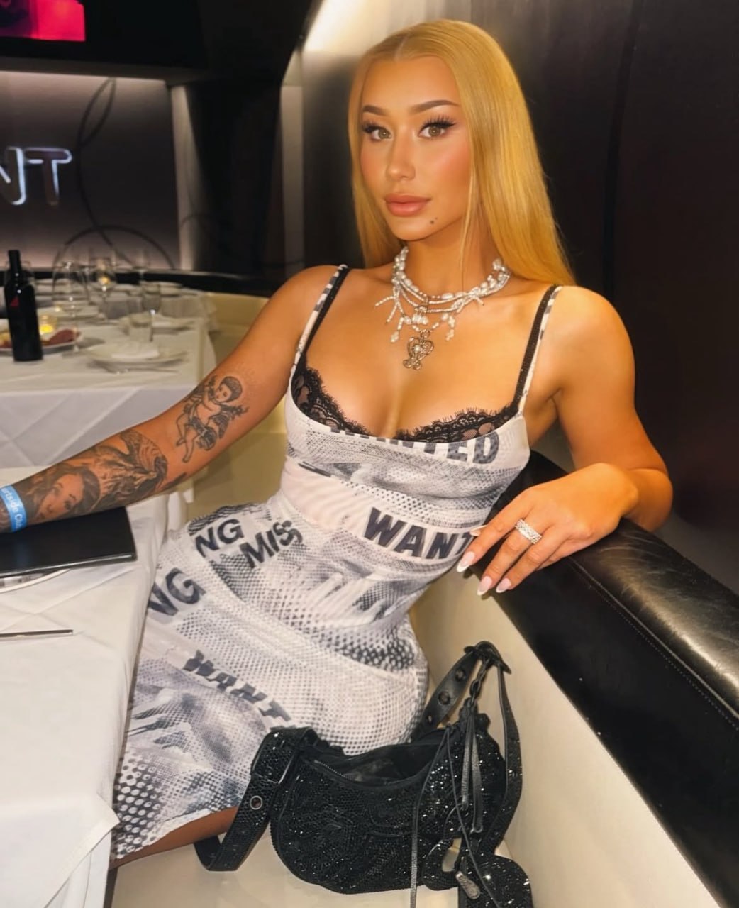 Iggy azalea latest April onlyfans sextapes (27)